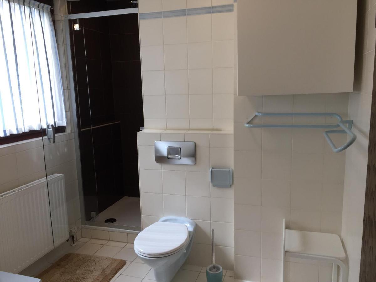 Ferienwohnung Unter Dem Schild Oberfell Bagian luar foto