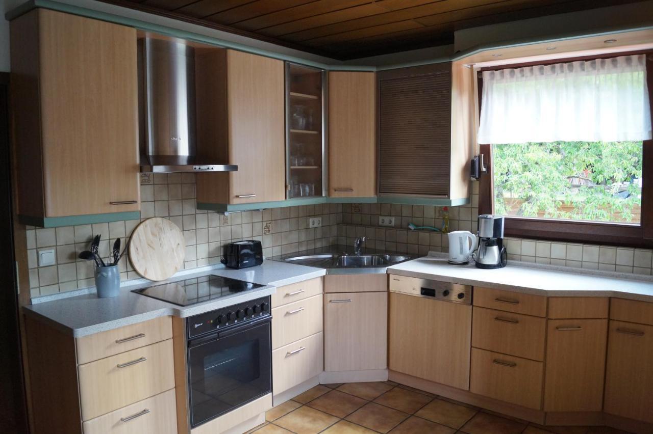 Ferienwohnung Unter Dem Schild Oberfell Bagian luar foto