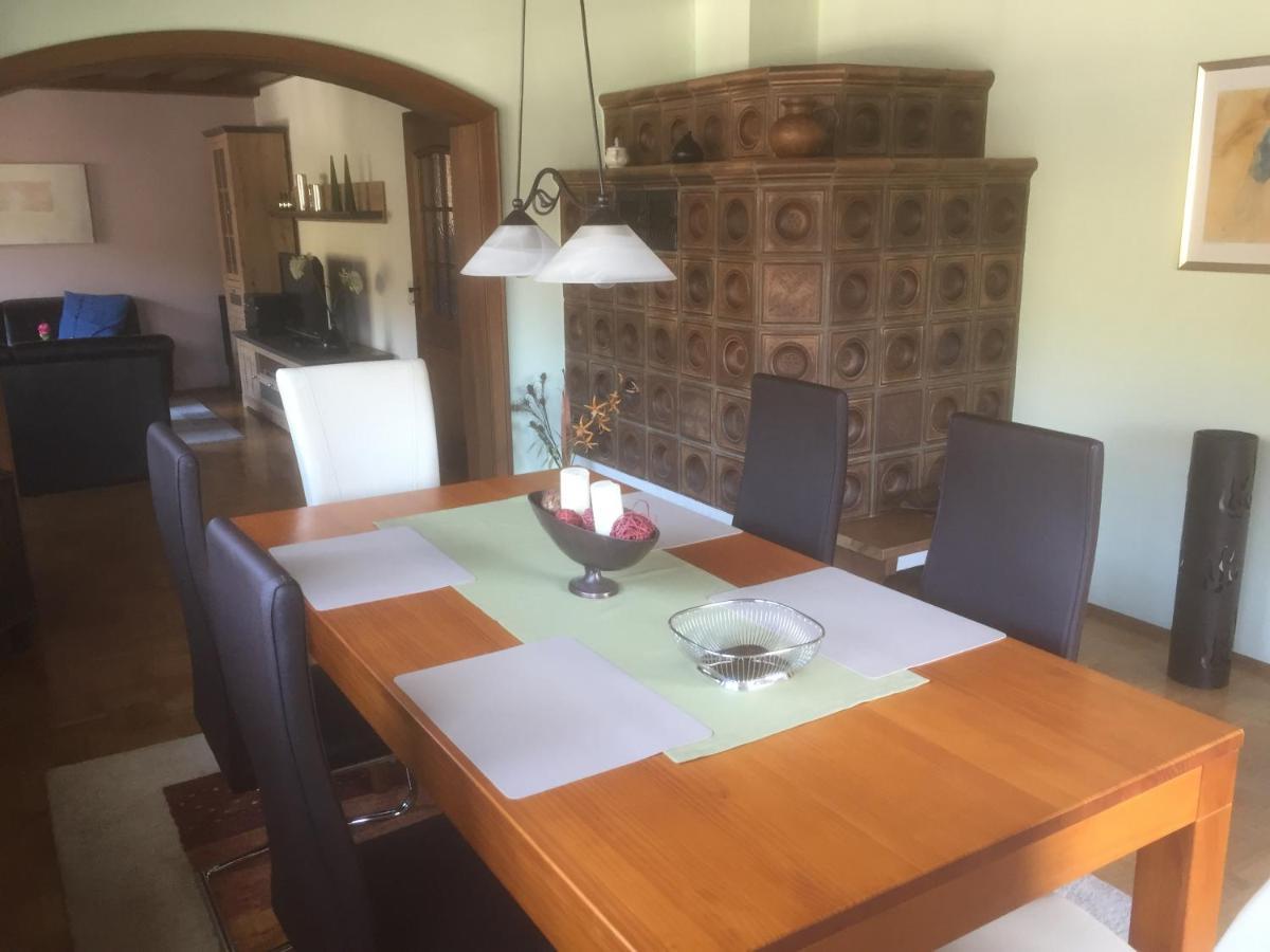 Ferienwohnung Unter Dem Schild Oberfell Bagian luar foto